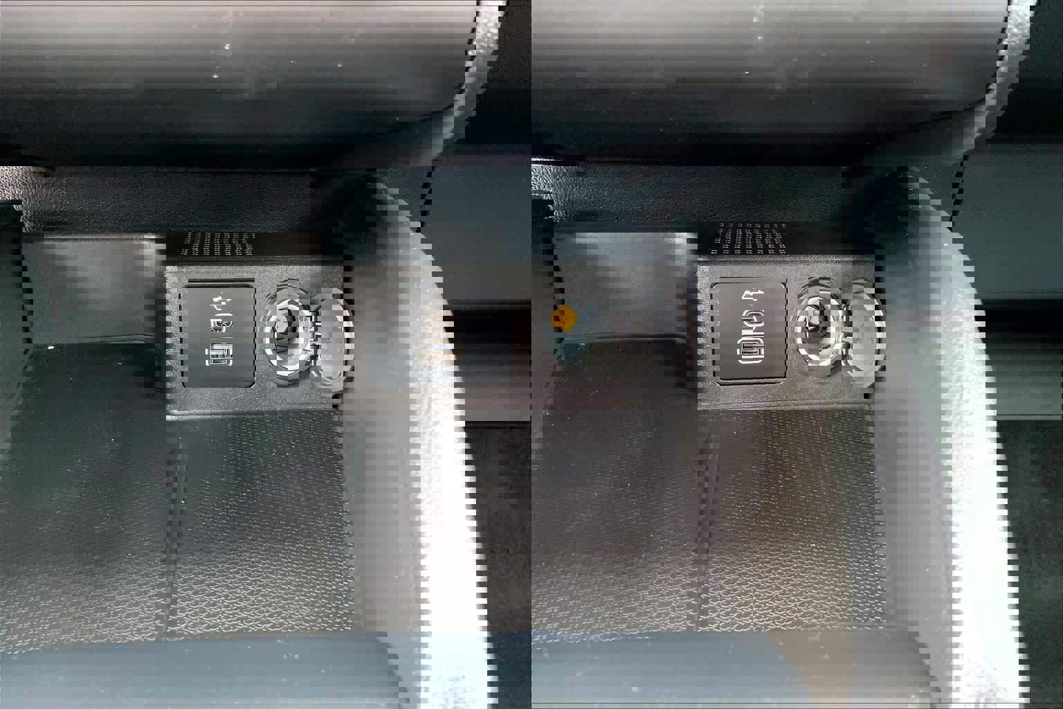 Certified 2025 Ford Escape ST-Line Elite image 31