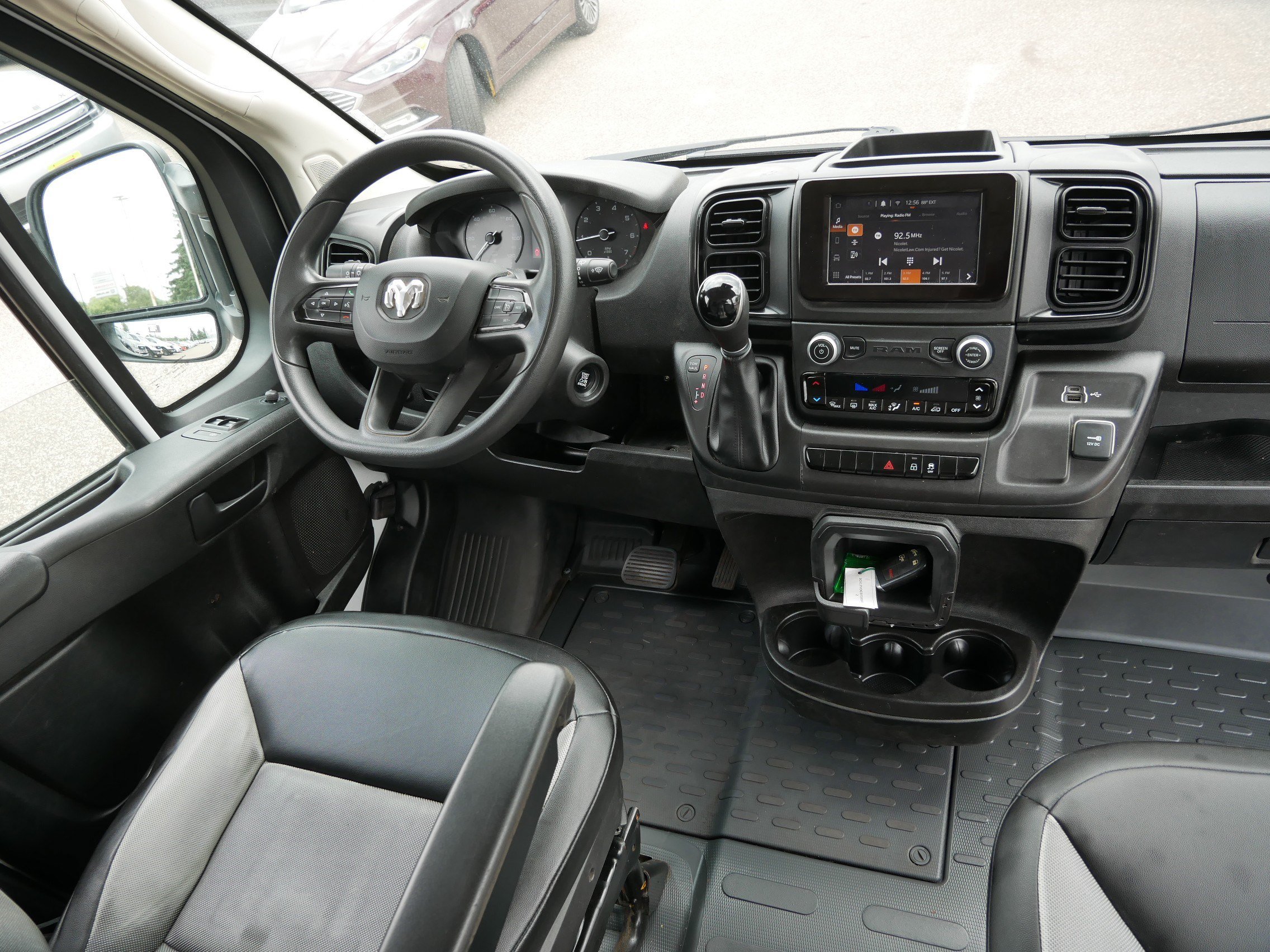 Used 2023 RAM ProMaster 2500 FWD image 9