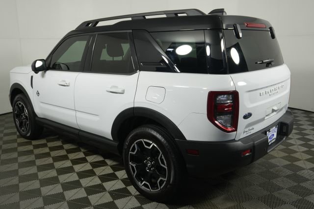 Certified 2025 Ford Bronco Sport Outer Banks w/ Outer Banks Tech Package+ AWD/4WD image 5