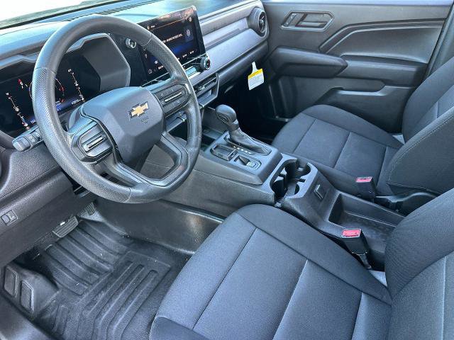 Used 2023 Chevrolet Colorado W/T image 9