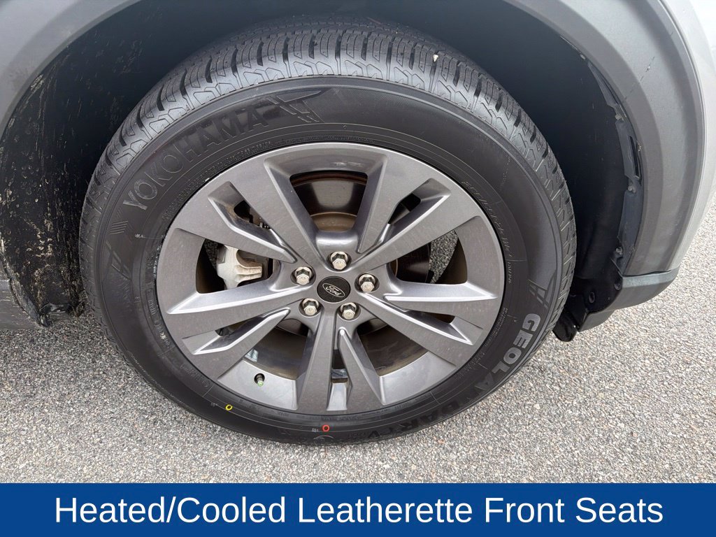 Certified 2022 Ford Explorer XLT w/ Equipment Group 202A RWD image 12