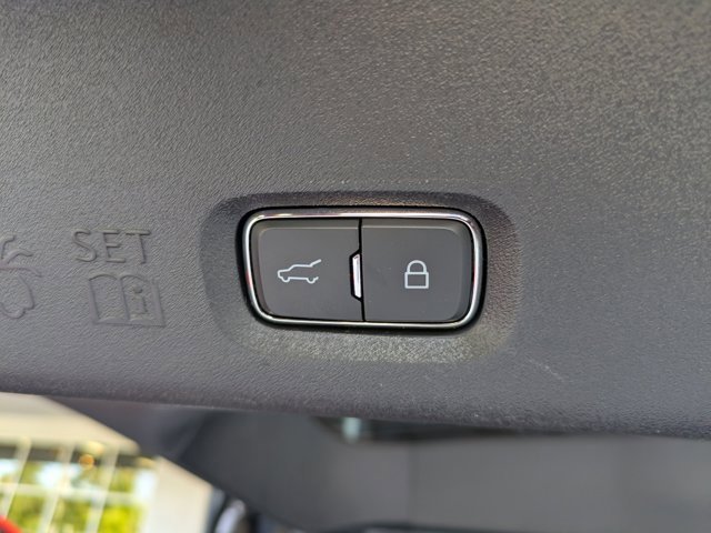 Certified 2025 Ford Expedition Max Active image 22