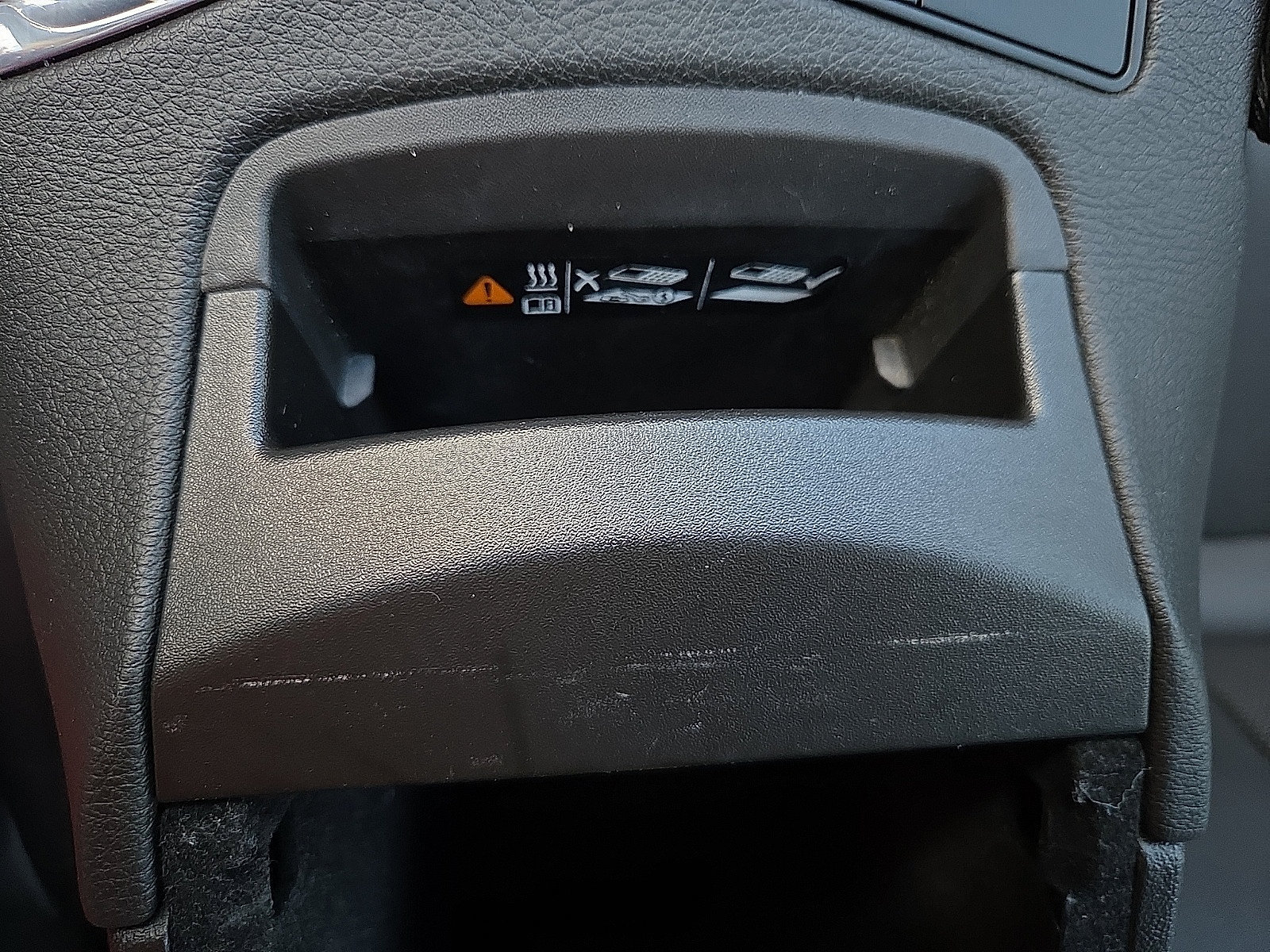Used 2022 Cadillac XT5 Premium Luxury w/ LPO, Floor Liner Package FWD image 22