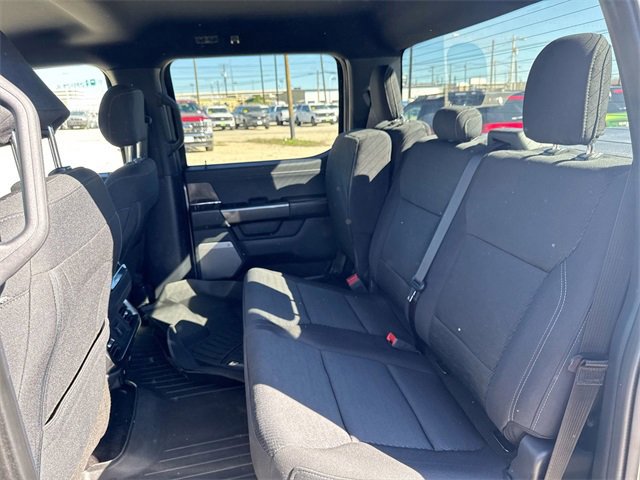 Certified 2021 Ford F150 XLT w/ Equipment Group 302A High image 30