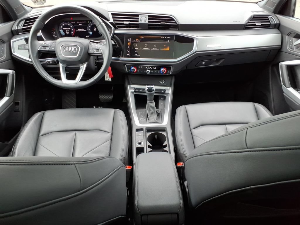 Used 2025 Audi Q3 2.0T Premium AWD/4WD image 10