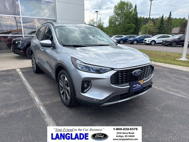 Certified 2023 Ford Escape Platinum w/ Class II Trailer Tow Package