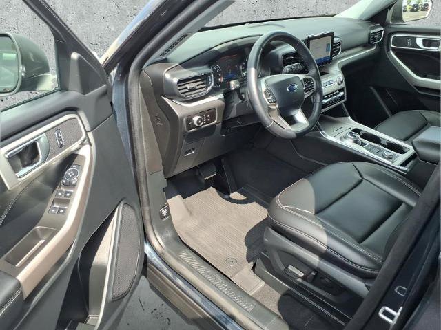 Certified 2023 Ford Explorer XLT w/ Equipment Group 202A AWD/4WD image 12