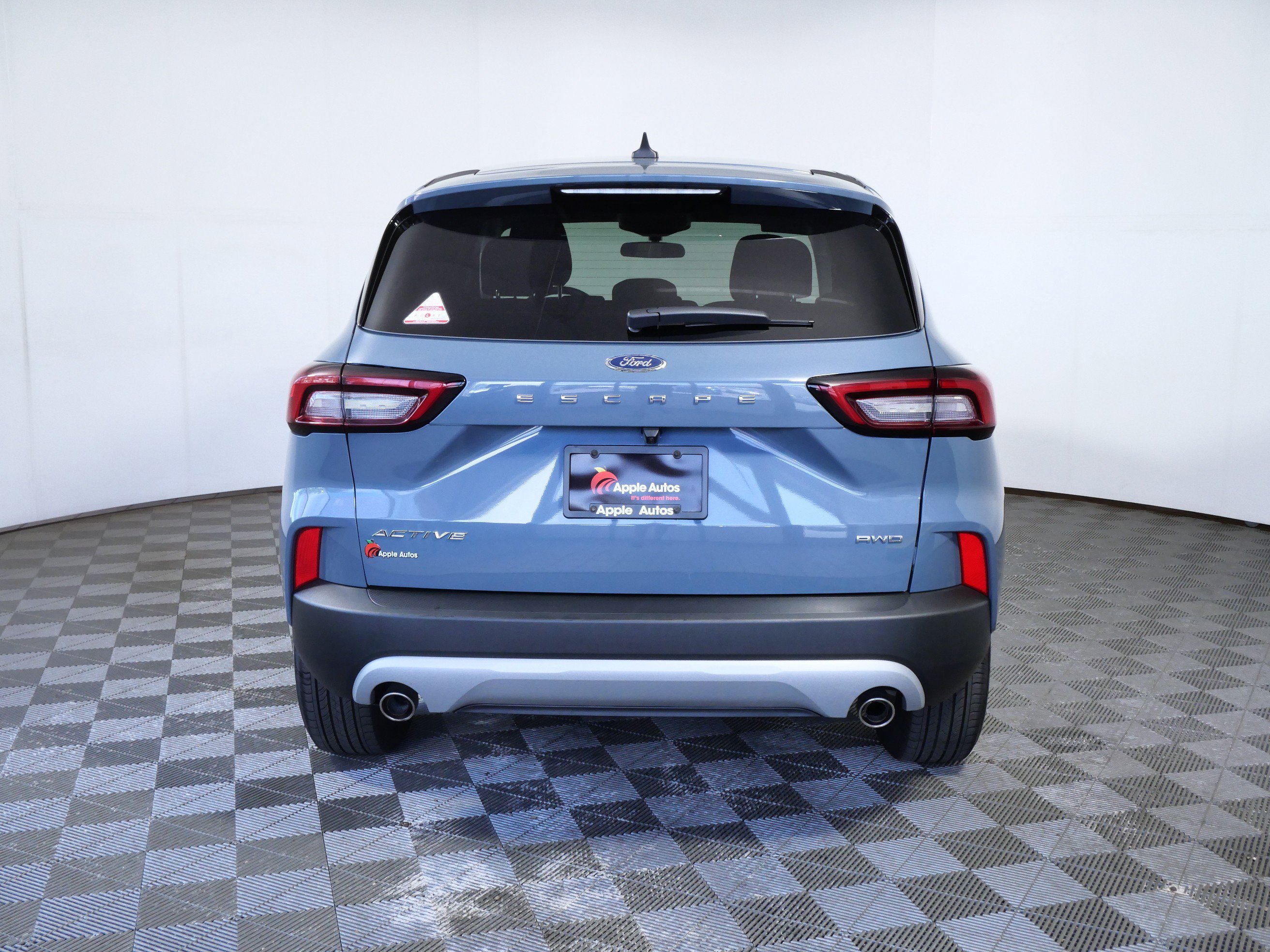 Certified 2023 Ford Escape Active AWD/4WD image 7