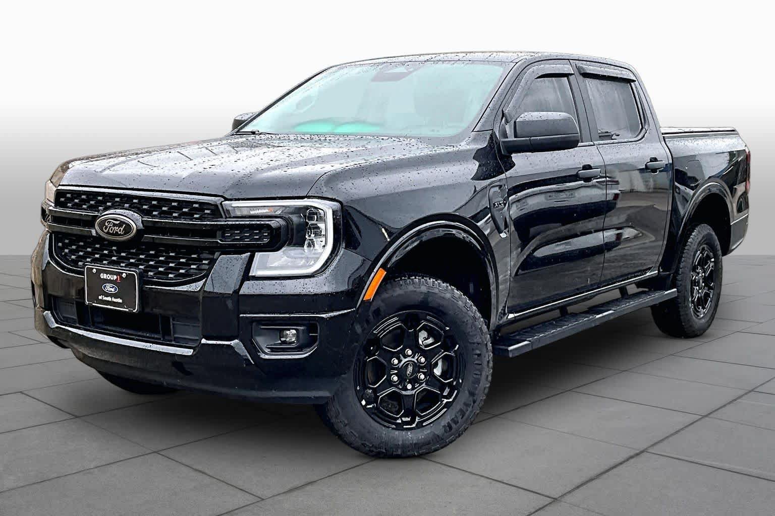Certified 2025 Ford Ranger XLT w/ Black Appearance Package RWD image 35