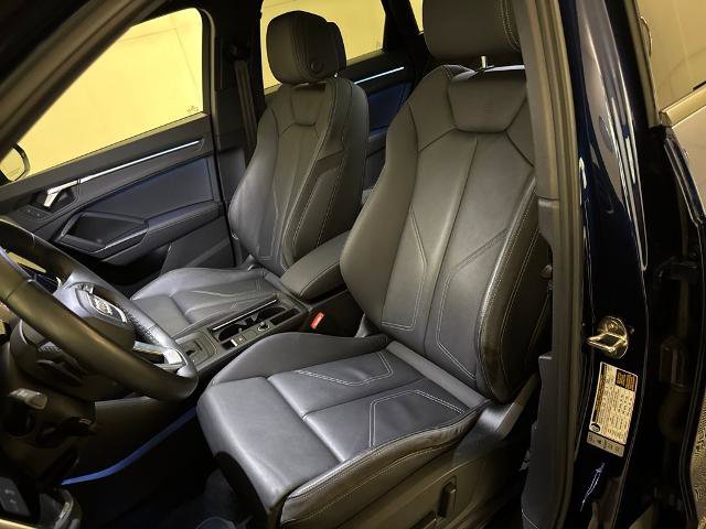 Used 2022 Audi Q3 2.0T Premium Plus w/ Premium Plus Package image 18