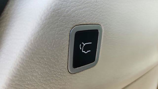 Used 2022 Chrysler Pacifica Touring-L FWD image 31