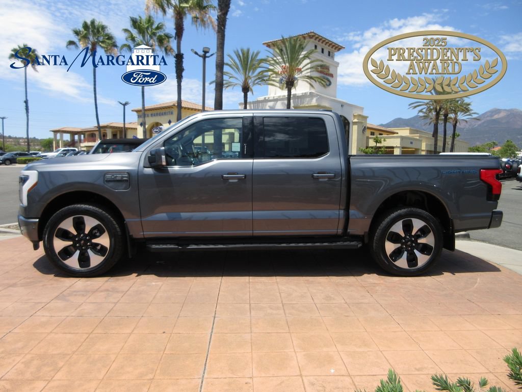 Certified 2023 Ford F150 Lightning Platinum AWD/4WD image 1