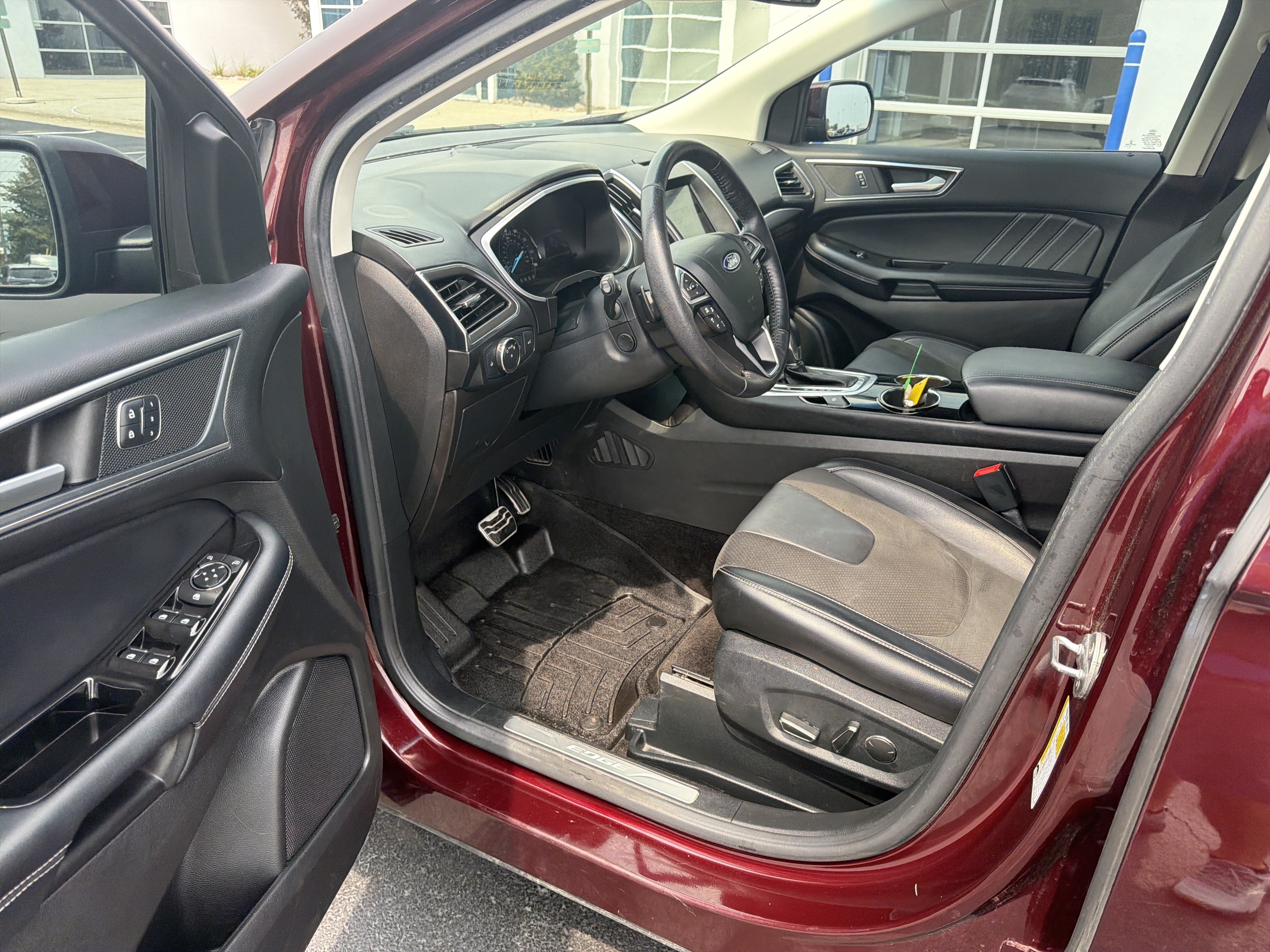 Certified 2018 Ford Edge Sport w/ Ford Safe & Smart Package AWD/4WD image 17