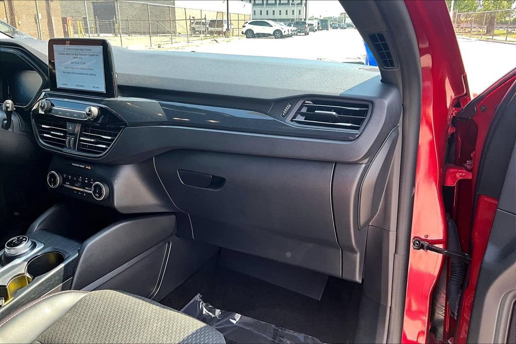 Certified 2024 Ford Escape ST-Line AWD/4WD image 15