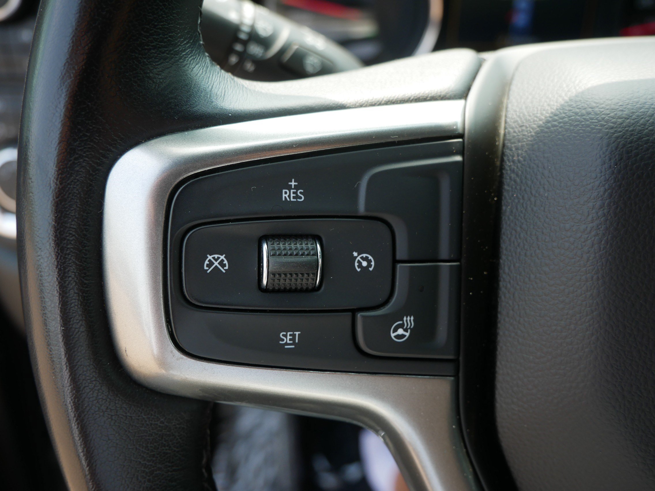 Used 2020 Chevrolet Silverado 1500 RST AWD/4WD image 28