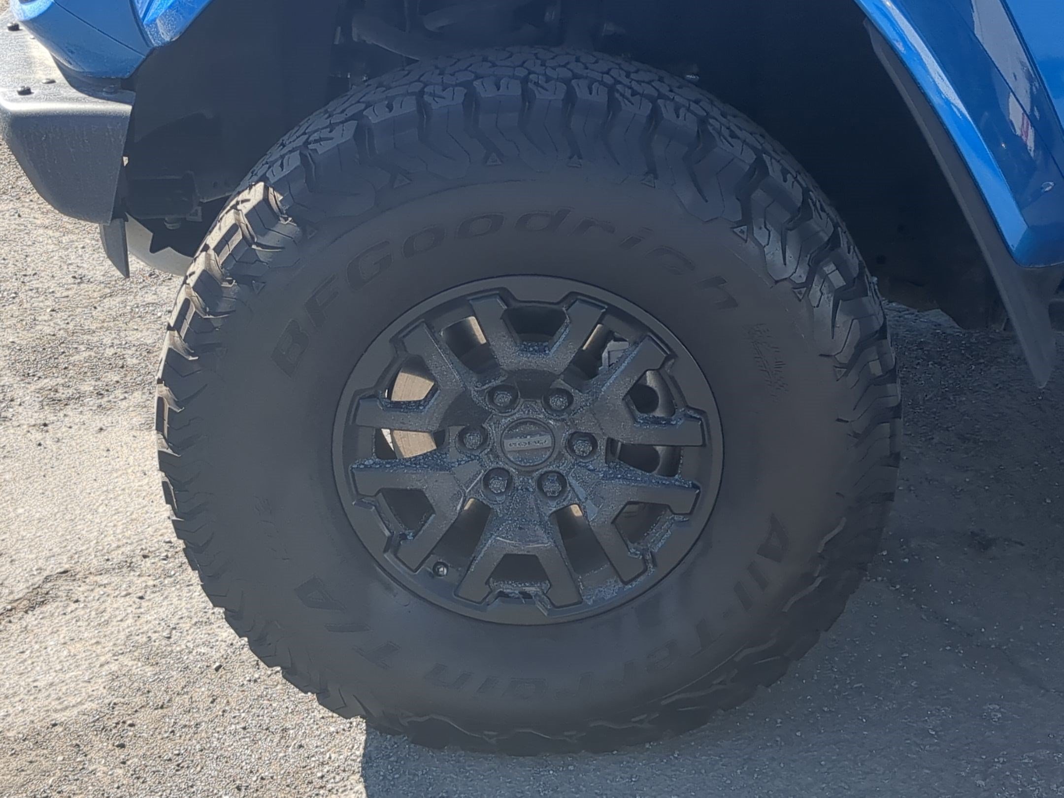 Certified 2024 Ford Bronco Raptor w/ Interior Carbon Fiber Pack 6 AWD/4WD image 14