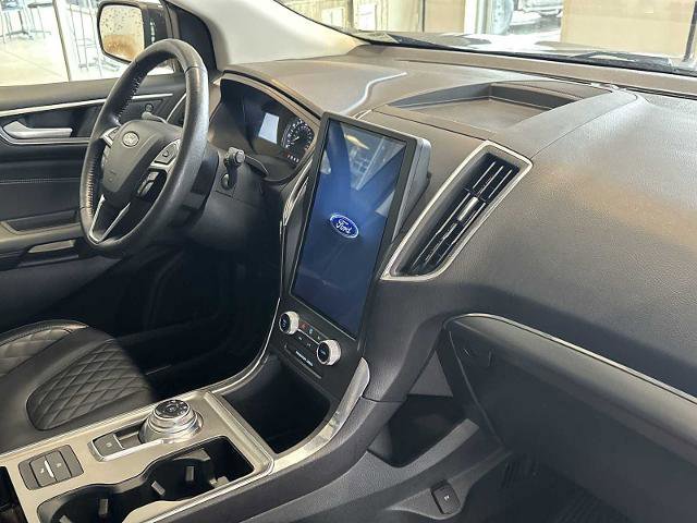 Certified 2024 Ford Edge Titanium w/ Equipment Group 301A image 29