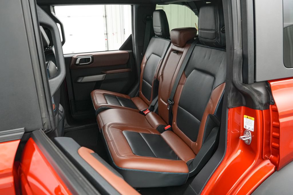 Certified 2022 Ford Bronco Outer Banks w/ Sasquatch Package AWD/4WD image 25