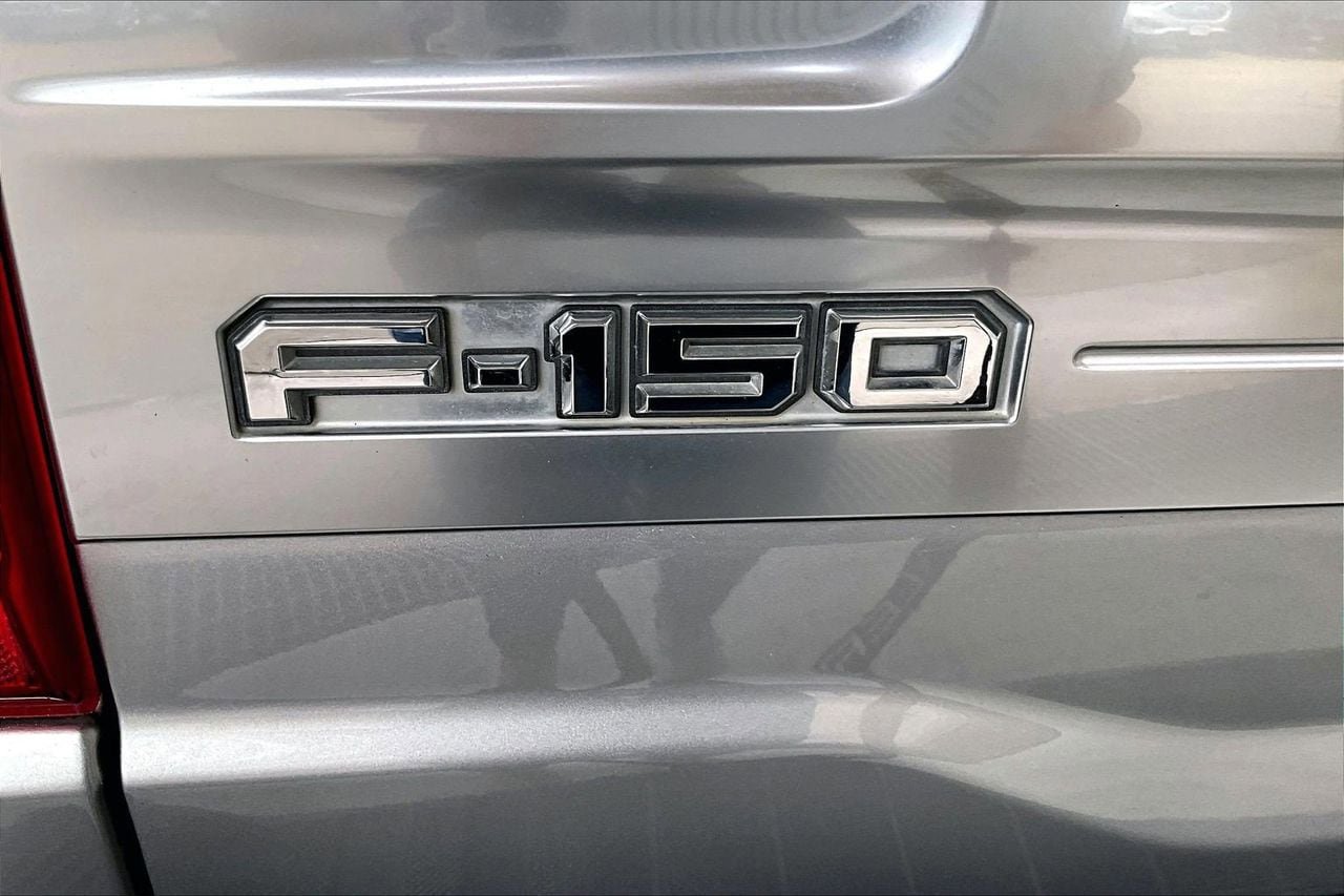 Certified 2022 Ford F150 Platinum w/ Equipment Group 701A High AWD/4WD image 31
