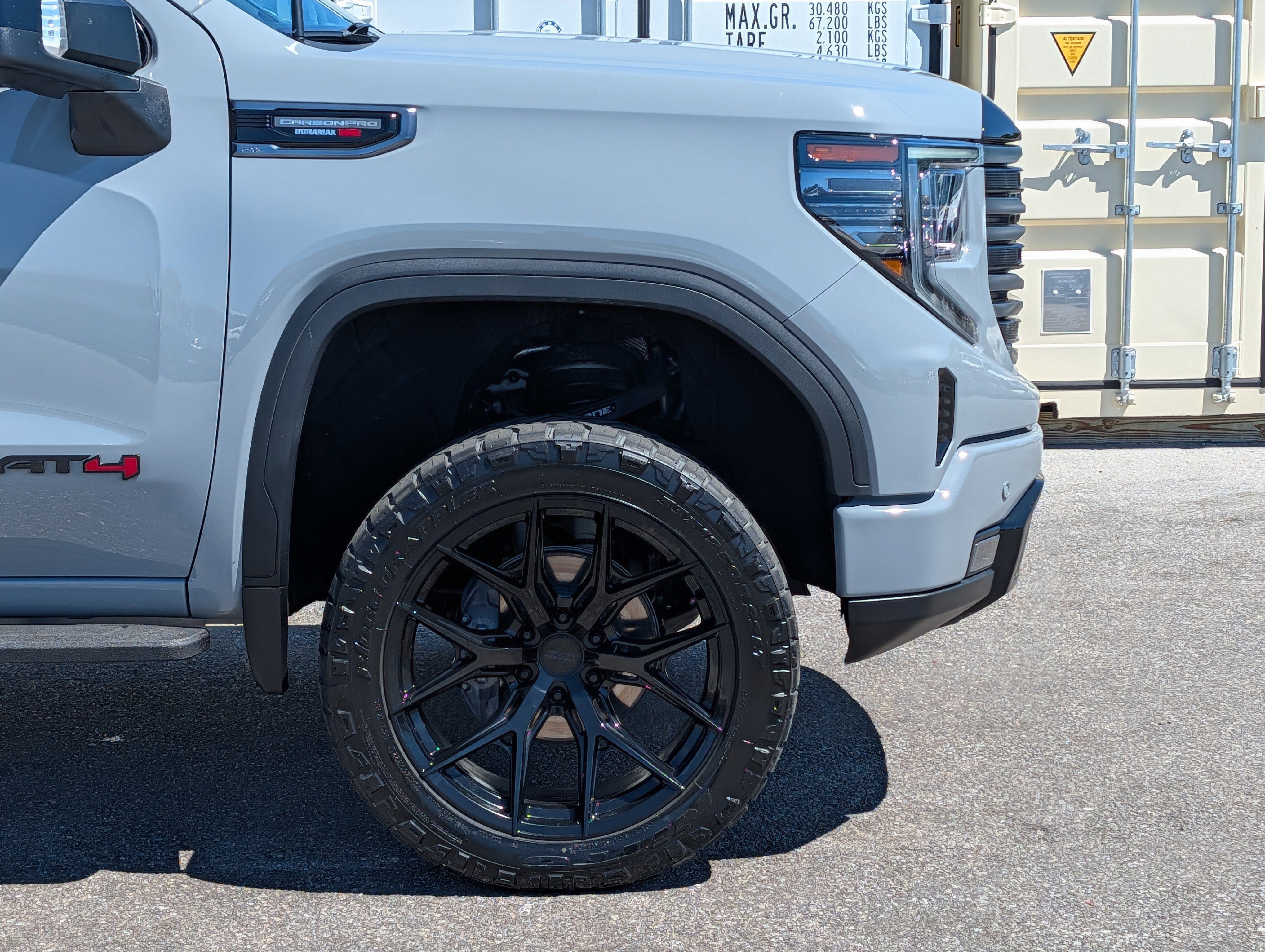 Used 2025 GMC Sierra 1500 AT4 w/ AT4 Premium Package image 12