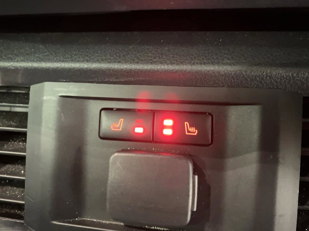 Certified 2022 Ford F150 Platinum w/ Equipment Group 701A High image 46