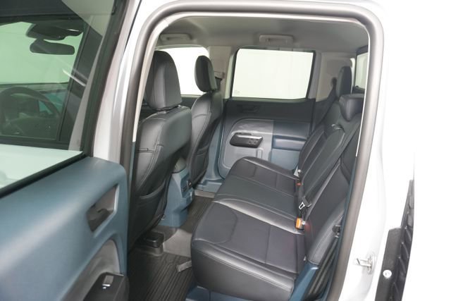 Certified 2025 Ford Maverick Lariat w/ Black Appearance Package image 24