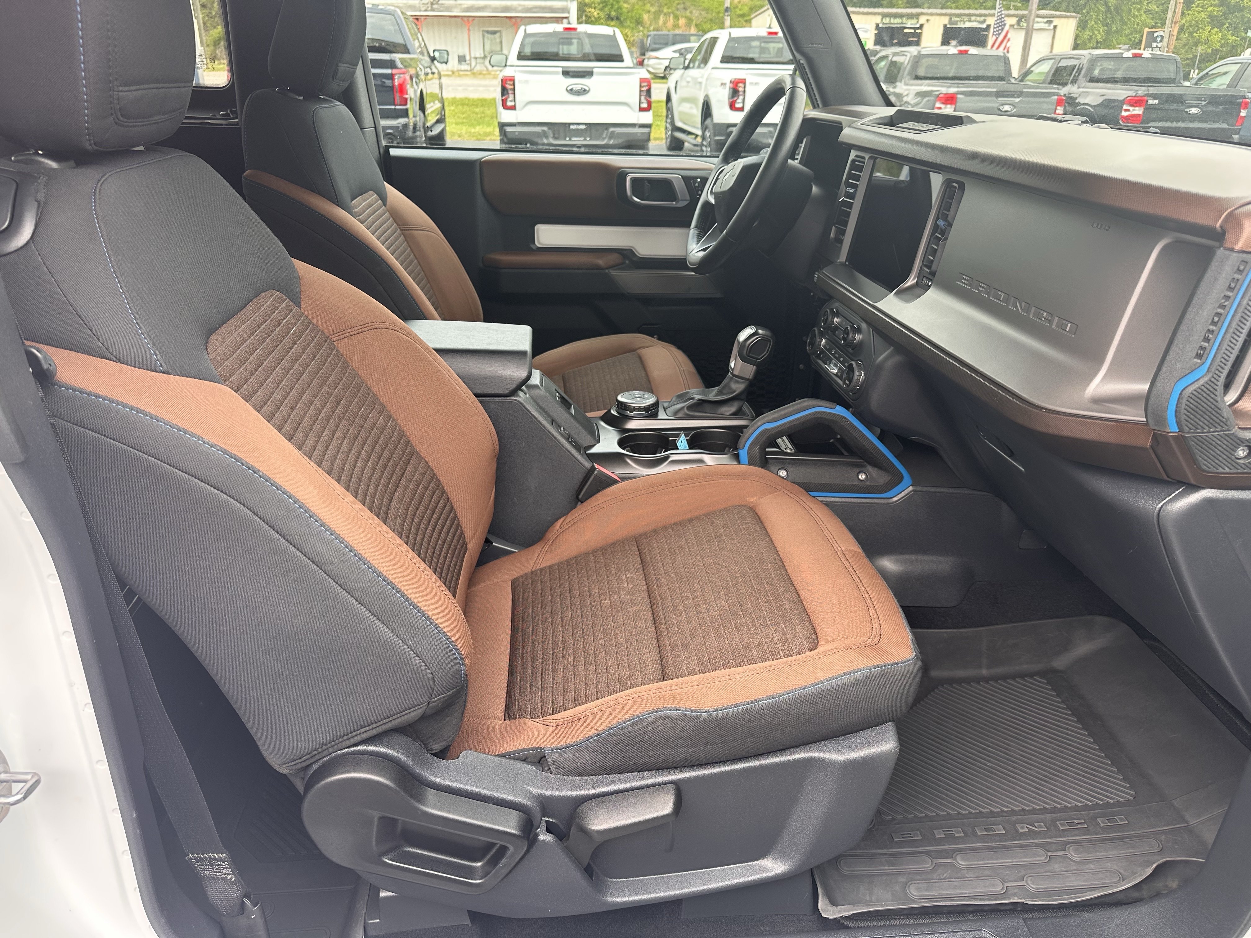 Certified 2021 Ford Bronco Outer Banks AWD/4WD image 13