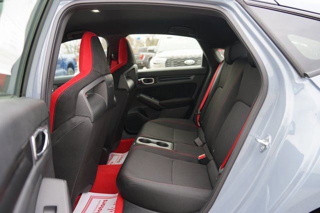 Used 2025 Honda Civic Type R image 8