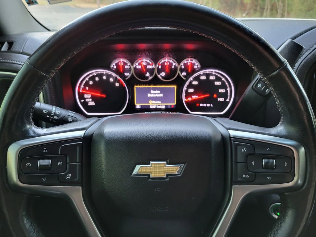 Used 2020 Chevrolet Silverado 1500 LTZ image 32