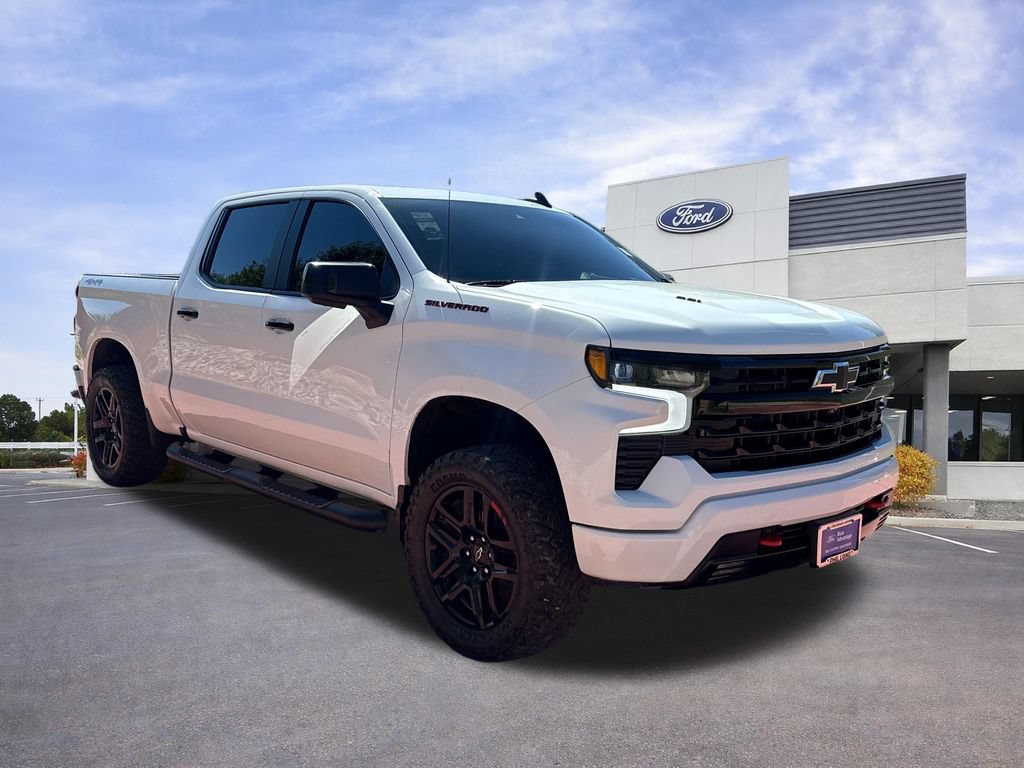 Used 2023 Chevrolet Silverado 1500 RST w/ Redline Edition