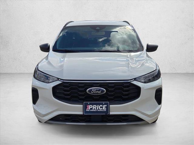 Certified 2023 Ford Escape ST-Line w/ Tech Pack #1 image 8