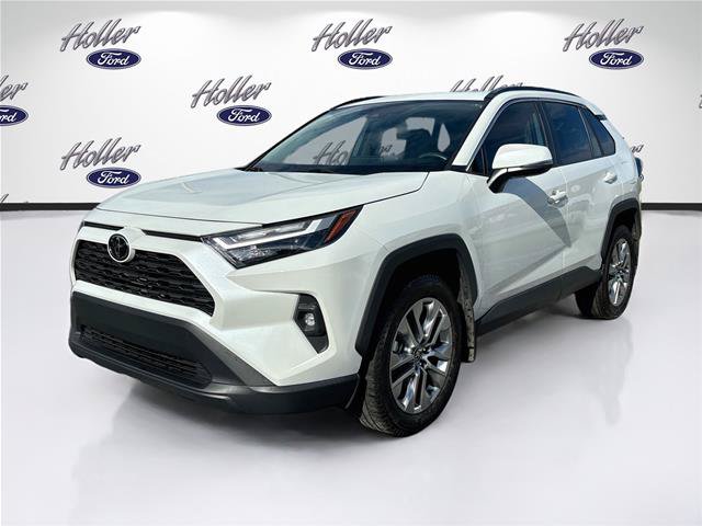 Used 2025 Toyota RAV4 XLE Premium w/ Weather Package FWD image 3