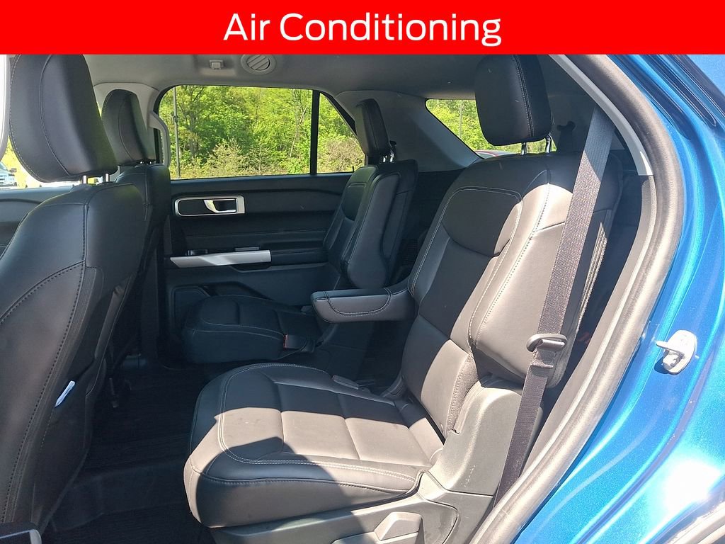 Certified 2022 Ford Explorer XLT w/ Equipment Group 202A AWD/4WD image 10