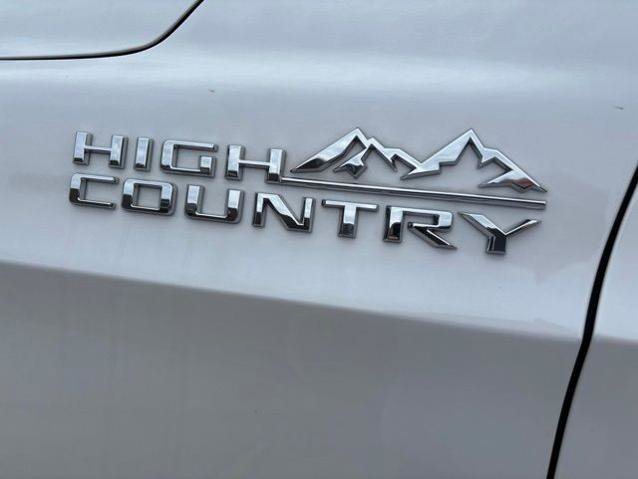 Used 2023 Chevrolet Tahoe High Country RWD image 8