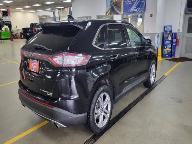 Certified 2018 Ford Edge Titanium w/ Technology Package AWD/4WD image 5