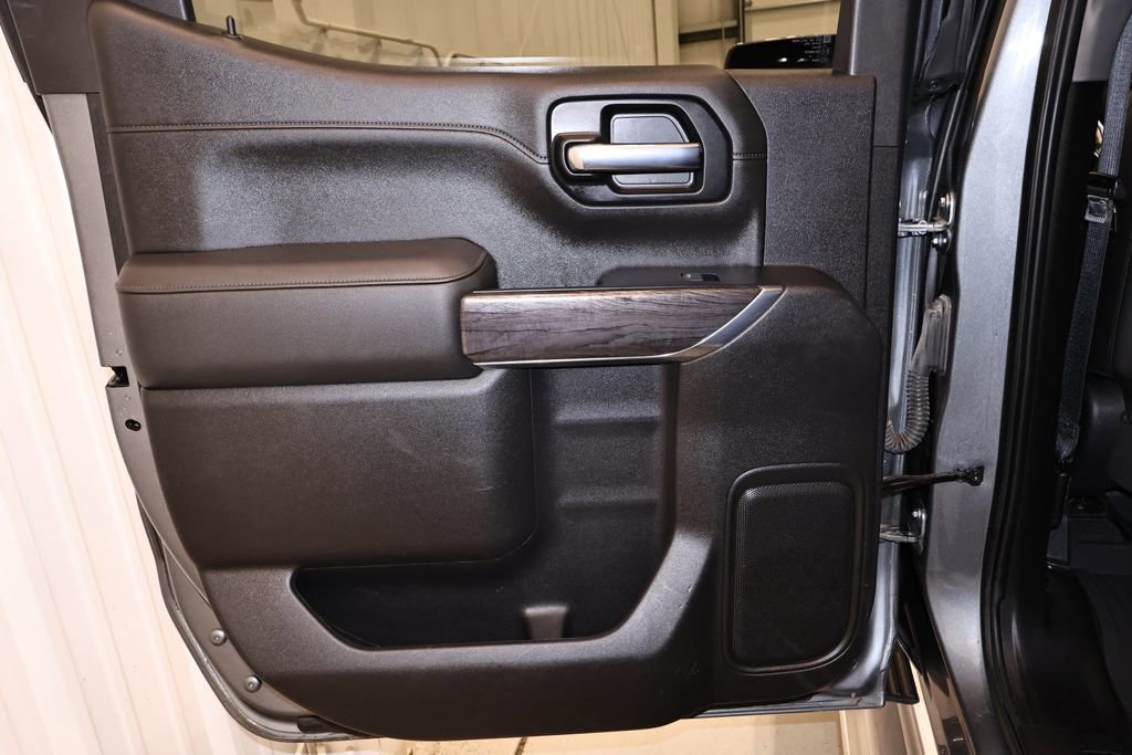 Used 2020 Chevrolet Silverado 1500 LTZ image 19