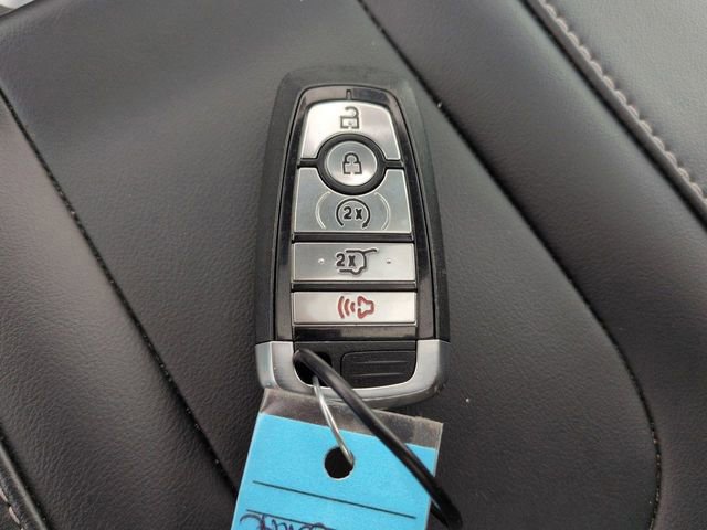 Certified 2025 Ford Expedition Max Platinum image 30