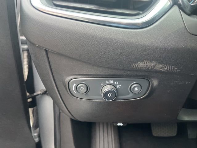 Used 2022 Chevrolet Equinox Premier image 23