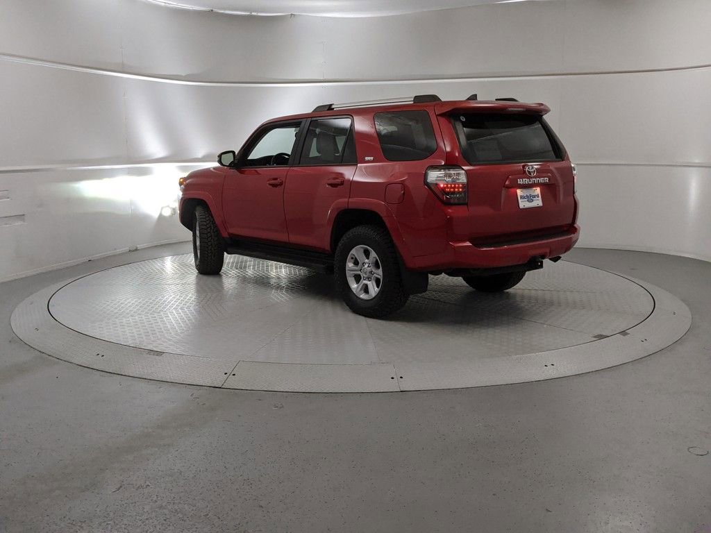 Used 2024 Toyota 4Runner SR5 Premium image 4