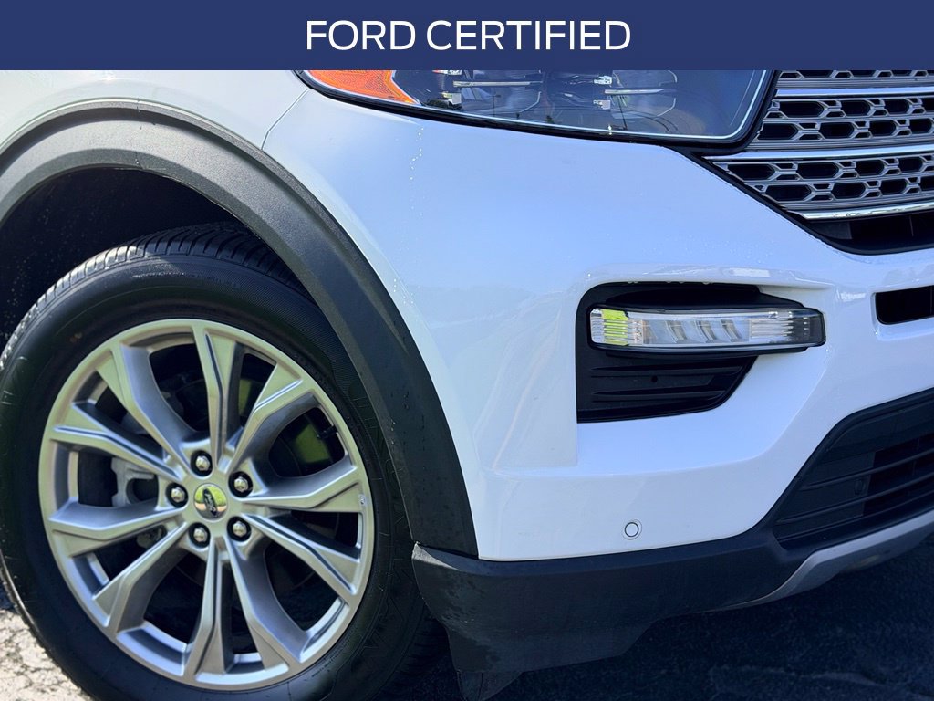 Certified 2023 Ford Explorer Limited AWD/4WD image 3