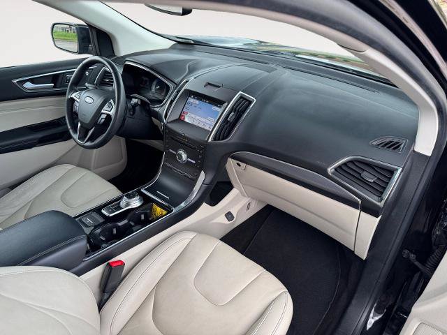 Certified 2019 Ford Edge Titanium AWD/4WD image 15