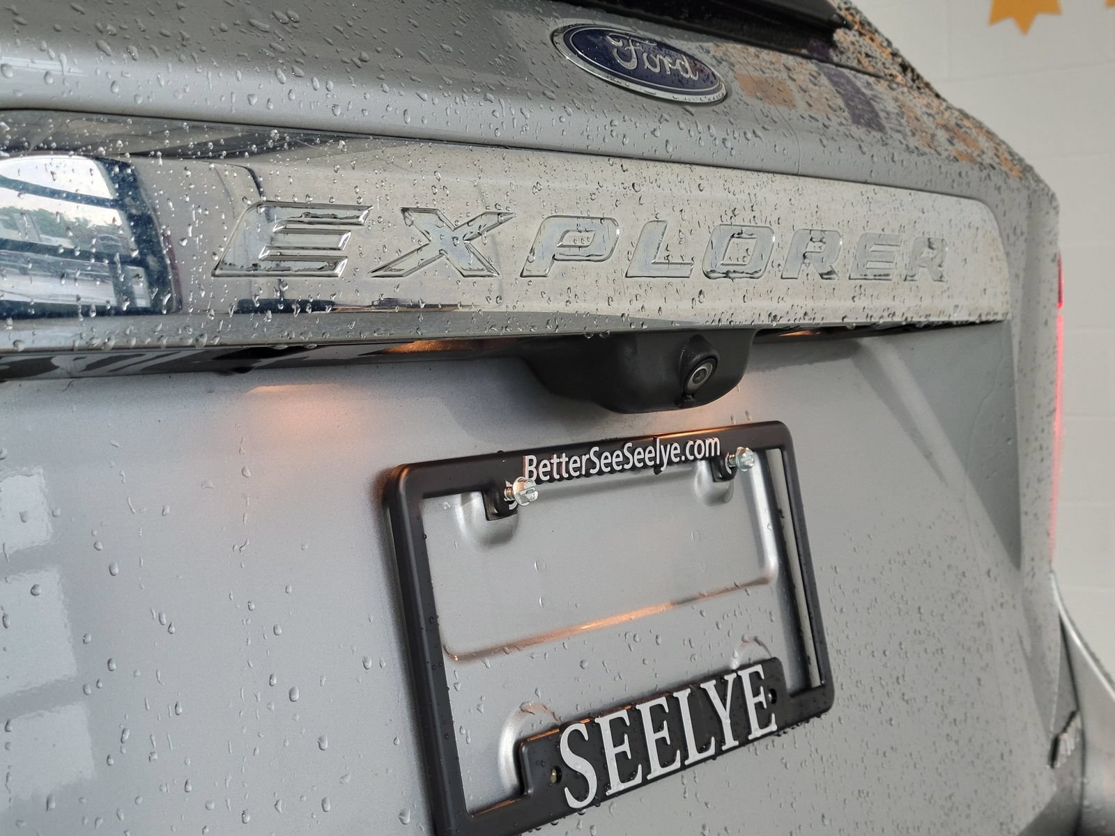 Certified 2021 Ford Explorer XLT w/ Equipment Group 202A AWD/4WD image 32