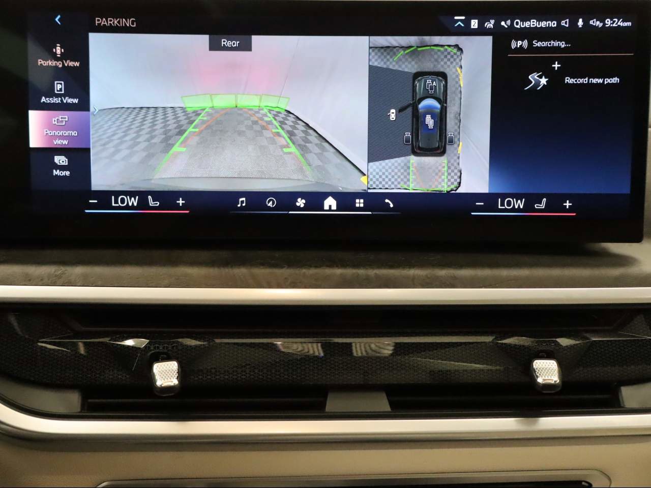 Used 2024 BMW X5 xDrive40i w/ M Sport Package image 13