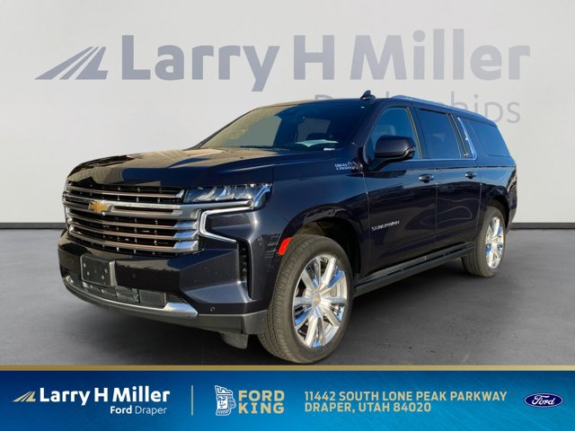Used 2023 Chevrolet Suburban High Country w/ Premium Package 2