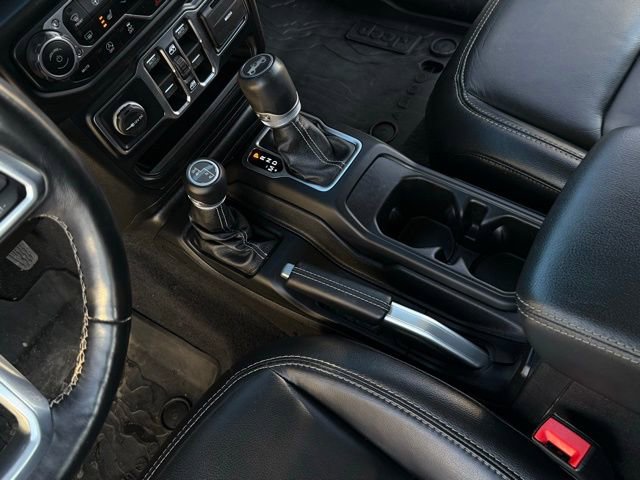 Used 2019 Jeep Wrangler Unlimited Sahara w/ Uconnect 4C Nav & Sound Group image 30