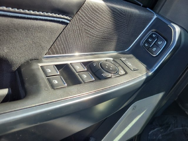 Certified 2025 Ford F250 Platinum AWD/4WD image 17