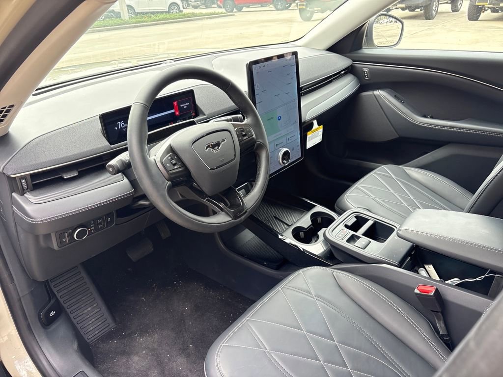 Certified 2025 Ford Mustang Mach-E Select w/ Comfort Package Lite image 10