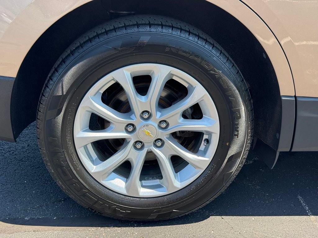 Used 2019 Chevrolet Equinox LT w/ Driver Convenience Package FWD image 42