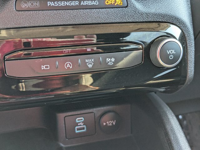 Certified 2023 Ford Escape Active AWD/4WD image 22