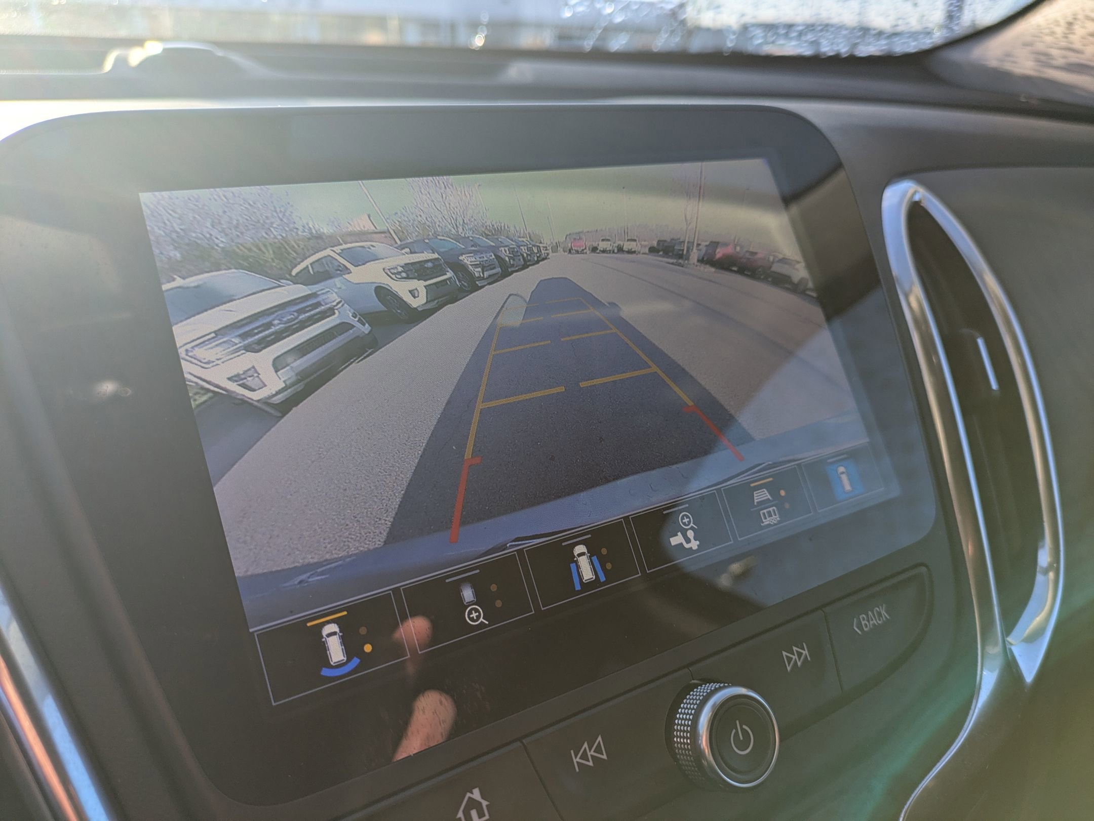 Used 2024 Chevrolet Equinox LT image 24